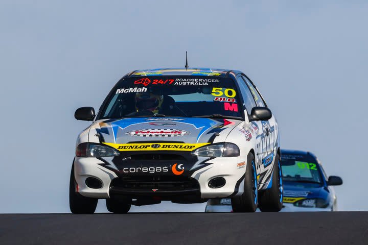 Car 50 at Mount Panorama, Bathurst